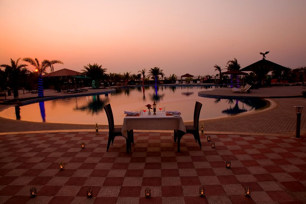 Royal Tulip Sea Pearl Beach Resort & Spa Cox's Bazar Ristorante foto