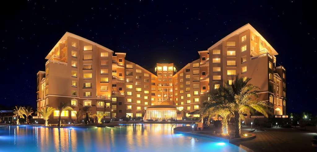 Royal Tulip Sea Pearl Beach Resort & Spa Cox's Bazar Esterno foto